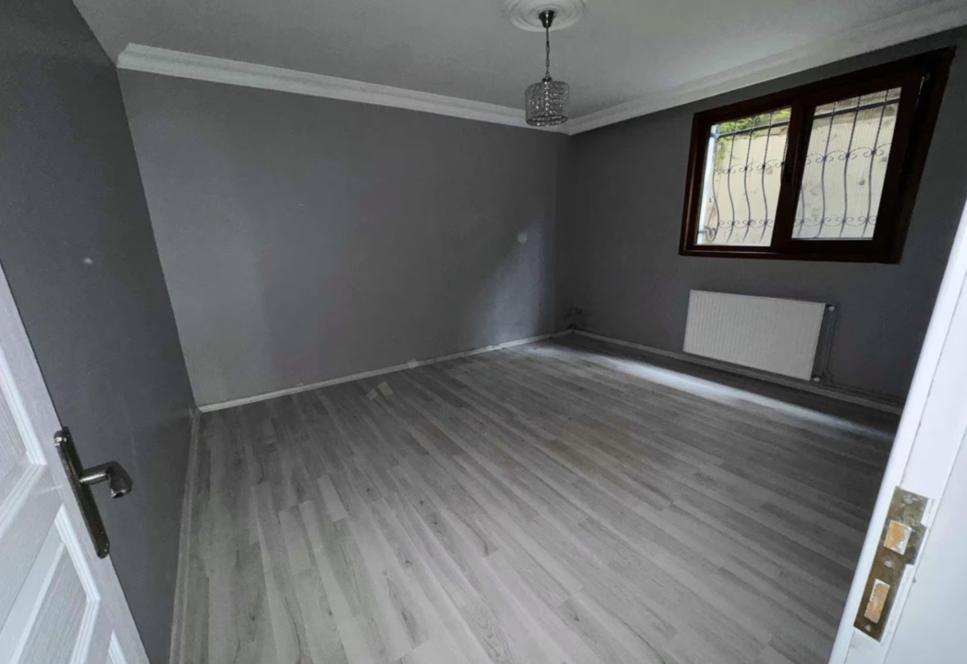 HANÇER'DEN ÇELİKTEPE'DE BAHÇELİ YENİ BİNADA KİRALIK DAİRE